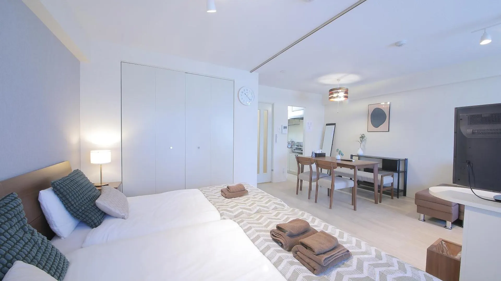ノーザンヒルズ南6条 Apartment Sapporo 0*,  Japan