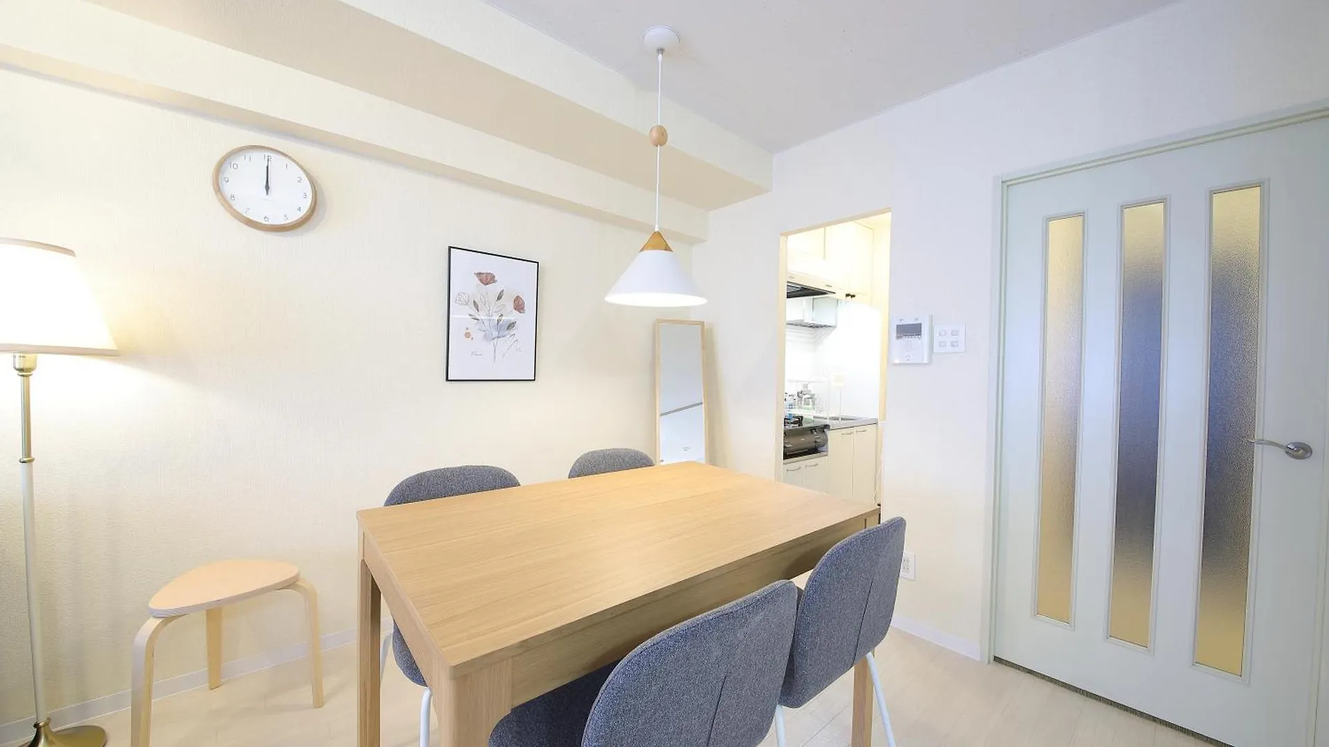 ノーザンヒルズ南6条 Apartment Sapporo
